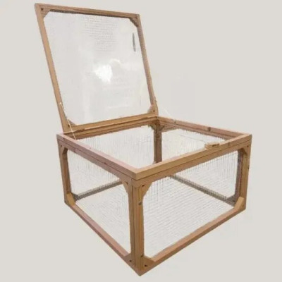 Mini enclos 1m bois Douglas pour jeunes tortues - Structure sécurisée avec grillage acier Mini enclos 1m bois Douglas pour jeunes tortues - Structure sécurisée avec grillage acier